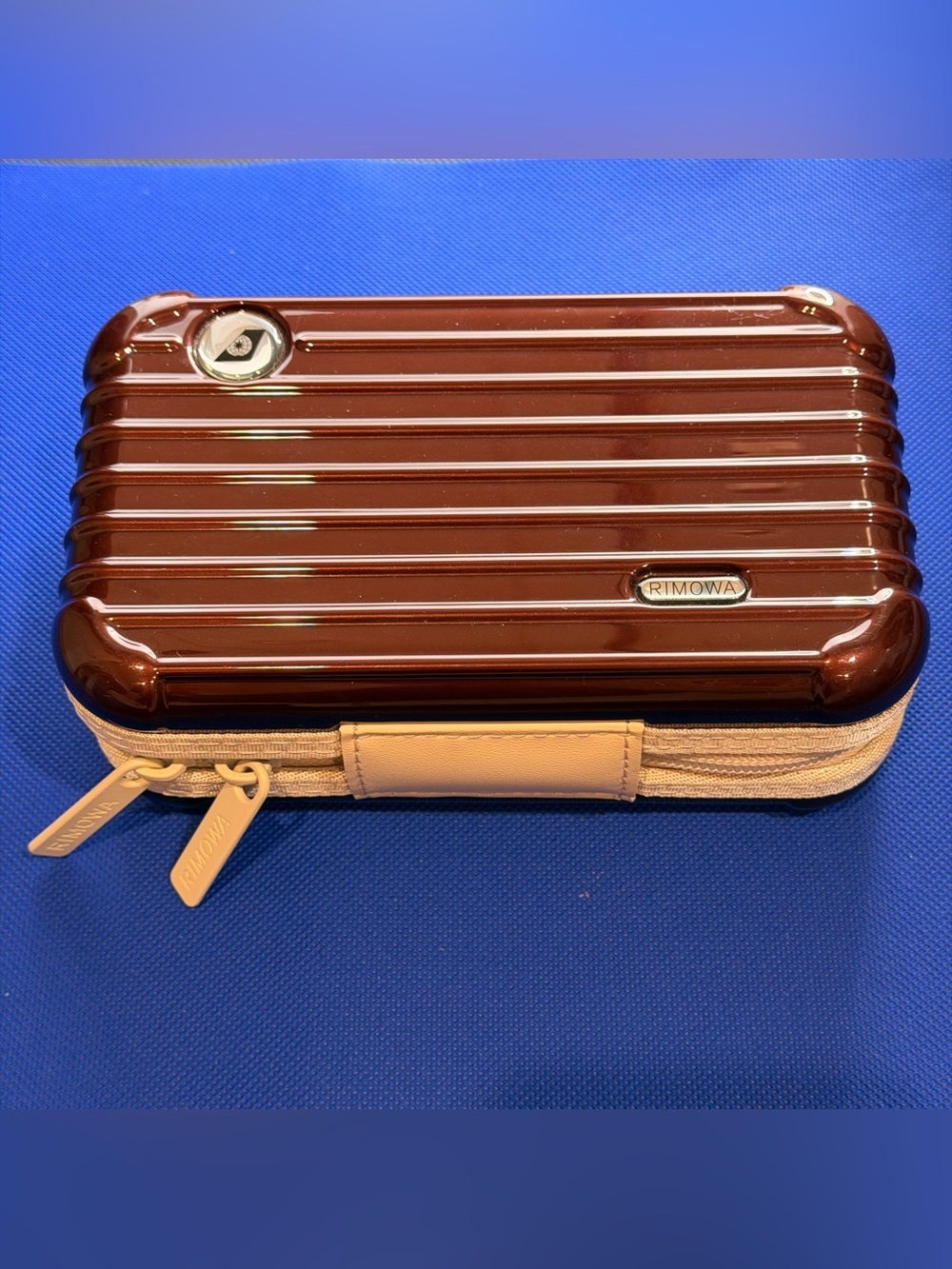 RIMOWA EVA Air Amenity Kit Hard Case Metallic Burgundy Business Class